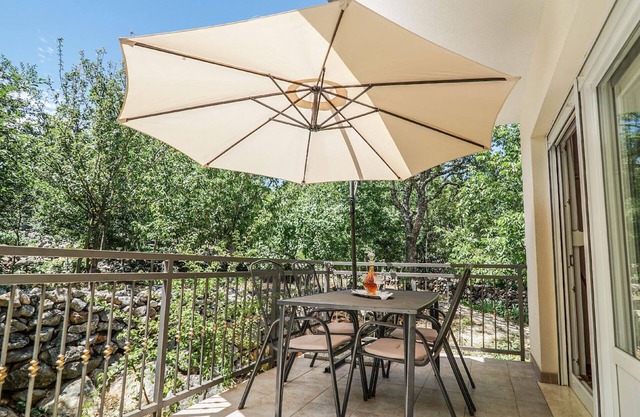 Holiday house Kamenmost for 1 - 6 persons with 3 bedrooms - Holiday house