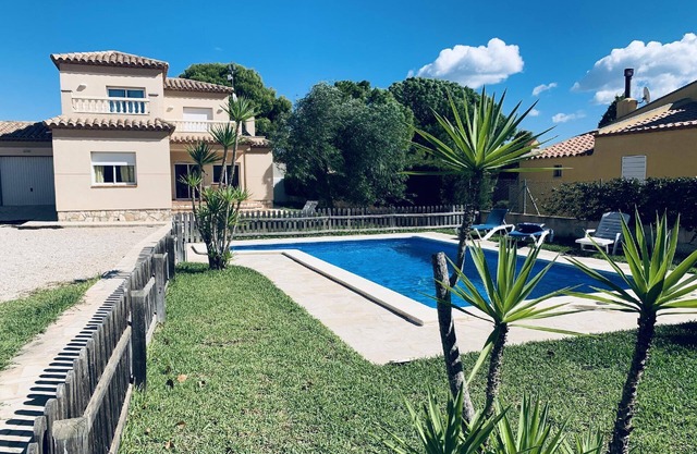 Holiday house L'Ametlla de Mar for 1 - 12 persons with 5 bedrooms - Holiday home