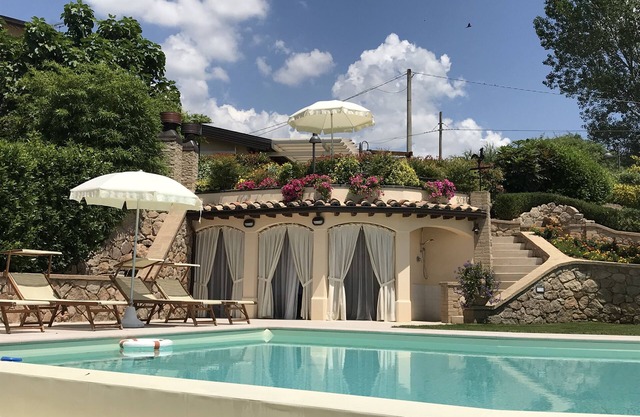 HOLIDAY HOUSE L'USIGNOLO