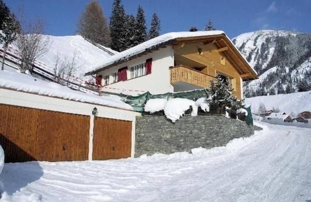 Holiday house Langwies for 1 - 8 persons with 5 bedrooms - Chalet