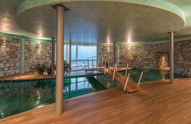 Holiday house Latsch (Laces) for 1 - 4 persons with 2 bedrooms - Castle