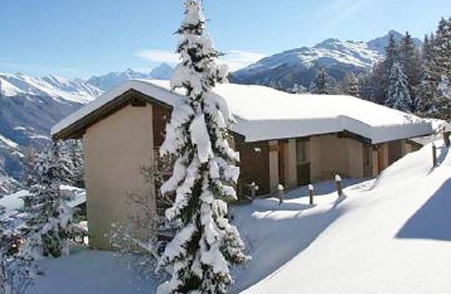 Holiday house Les Collons for 1 - 6 persons with 3 bedrooms - Chalet