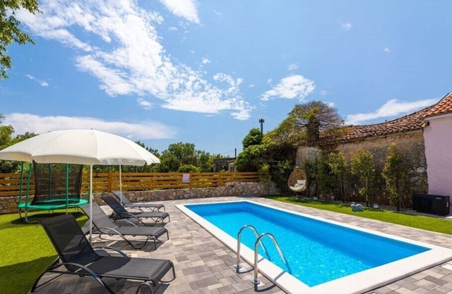 Holiday house Mary with swimmingpool on the island of Krk.