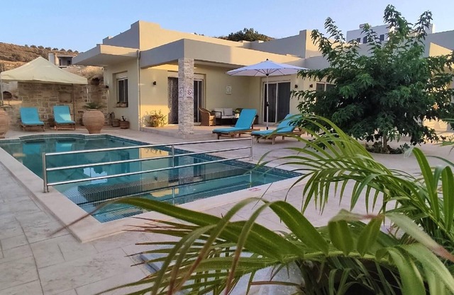 Holiday house Matala for 1 - 6 persons with 3 bedrooms - Row house