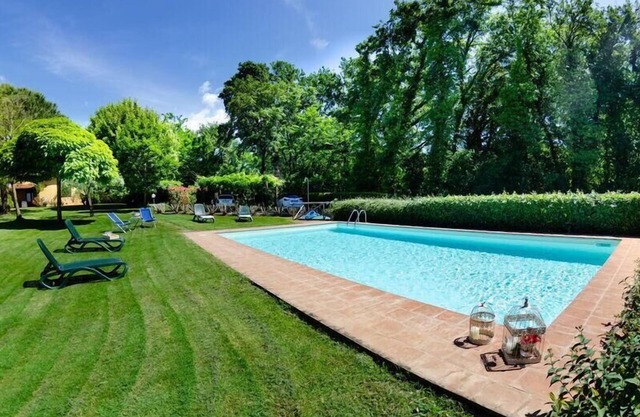 Holiday house Montecarlo for 1 - 6 persons with 2 bedrooms - Holiday home