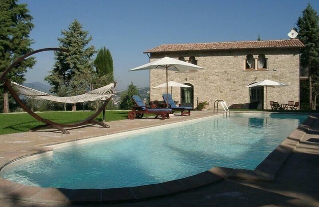Holiday house Oscano for 1 - 18 persons with 5 bedrooms - Holiday home