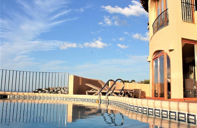 Holiday house Pego for 1 - 6 persons with 3 bedrooms - Holiday house