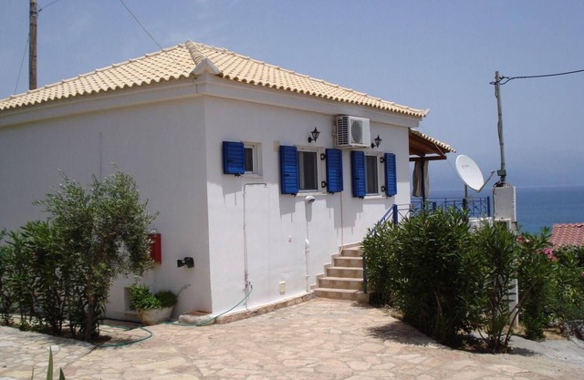 Holiday house Peroulia for 1 - 4 persons with 2 bedrooms - Holiday home