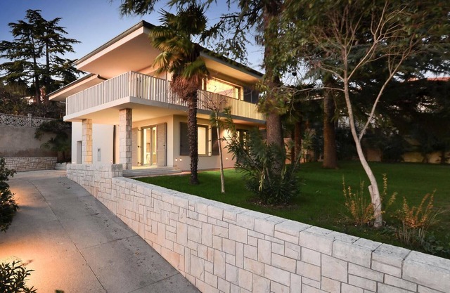 Holiday house Portoroz for 4 - 6 persons with 3 bedrooms - Holiday home