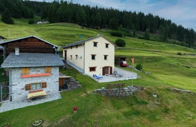 Holiday house Poschiavo for 1 - 10 persons with 5 bedrooms - Detached holiday house