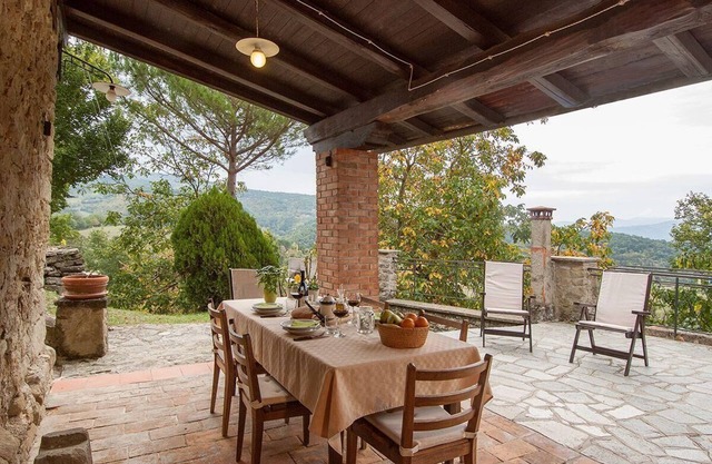 Holiday house Pratovecchio for 1 - 6 persons with 2 bedrooms - Farmhouse