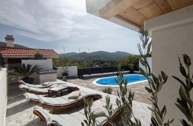 Holiday house Prgomet for 1 - 6 persons with 2 bedrooms - Holiday home