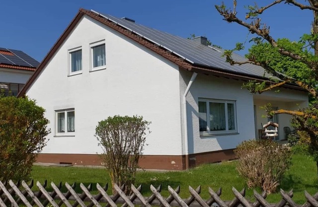 Holiday house - quiet location with shops - up to 9 people