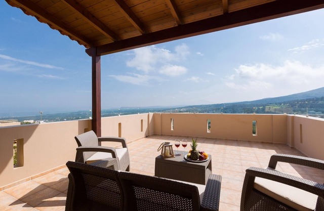 Holiday house Rethymno for 1 - 8 persons with 3 bedrooms - Holiday house