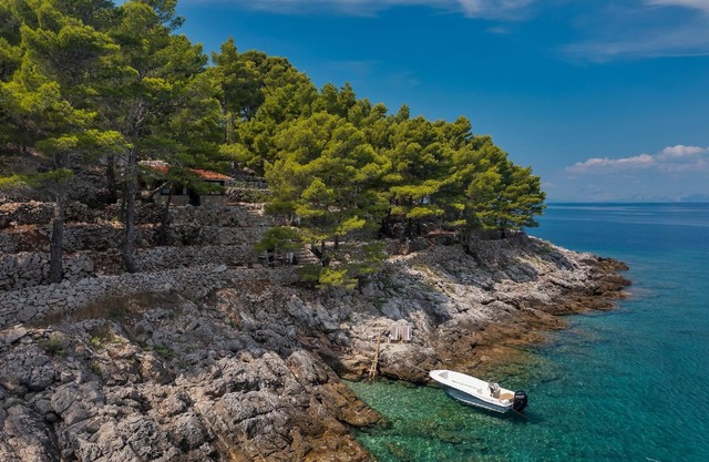 Holiday house Sucuraj for 1 - 2 persons - Holiday home
