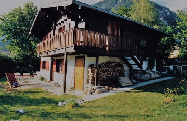 Holiday house Susten for 1 - 6 persons with 3 bedrooms - Chalet