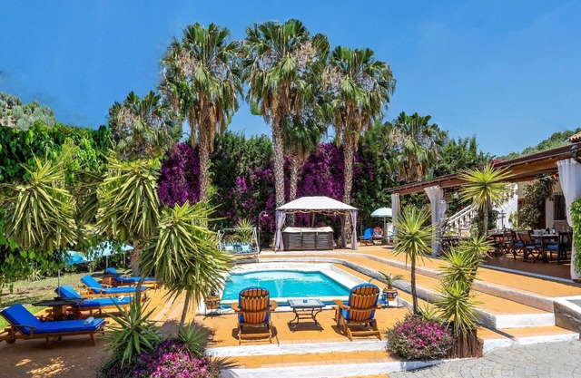 Holiday house Trapiche for 10 - 18 persons with 7 bedrooms - Holiday apartment in one or multi-famil