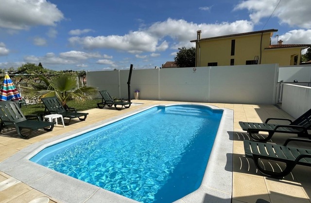 Holiday house with pool in Ponte de Lima