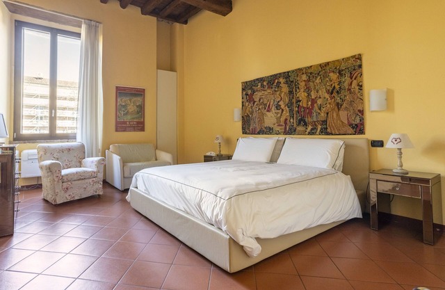 Holiday house with 4 beds and 2 bathrooms in the centre 50 m from the castle
