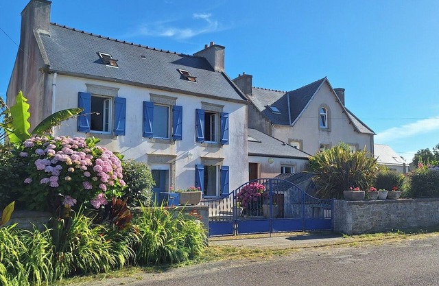 holiday house with large garden