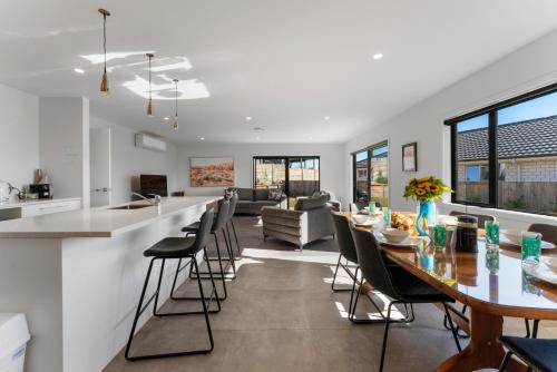 Holiday Hub - Taupo