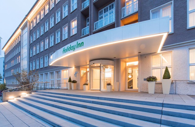 Holiday Inn Dresden - Am Zwinger by IHG