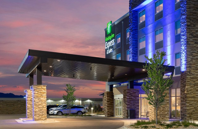 Holiday Inn Express & Suites Colorado Springs South I-25 by IHG