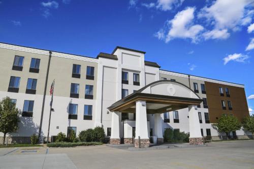 Holiday Inn Express Fargo - West Acres by IHG