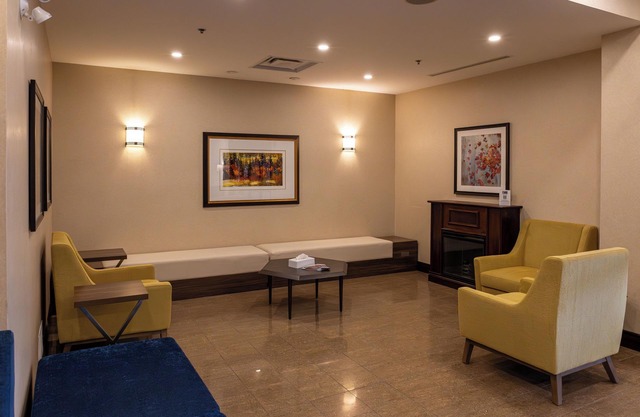 Holiday Inn Express Hotel & Suites Brockville by IHG