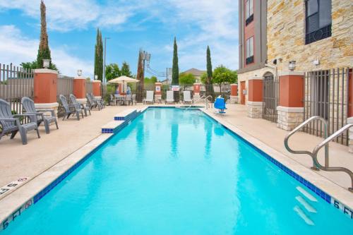 Holiday Inn Express Hotel and Suites Katy by IHG