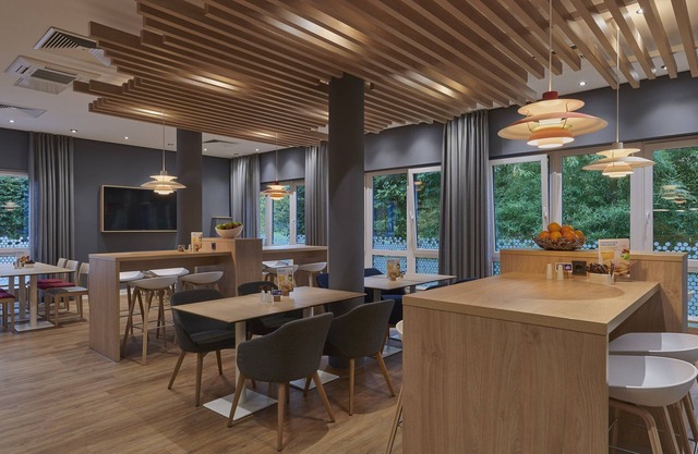 Holiday Inn Express Köln-Troisdorf by IHG