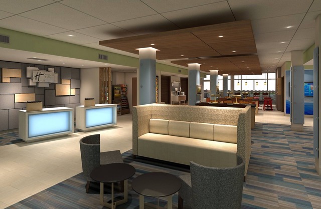 Holiday Inn Express & Suites Commerce by IHG