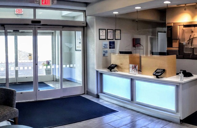 Holiday Inn Express & Suites Enterprise by IHG