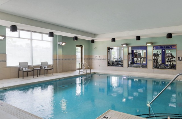 Holiday Inn Express & Suites Ottawa East - Orleans by IHG