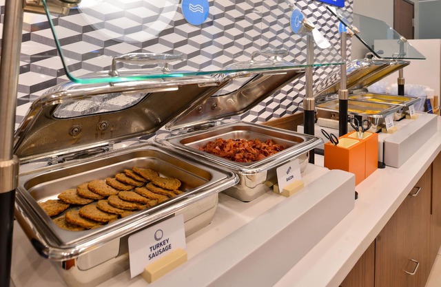 Holiday Inn Express & Suites Camas - Vancouver by IHG