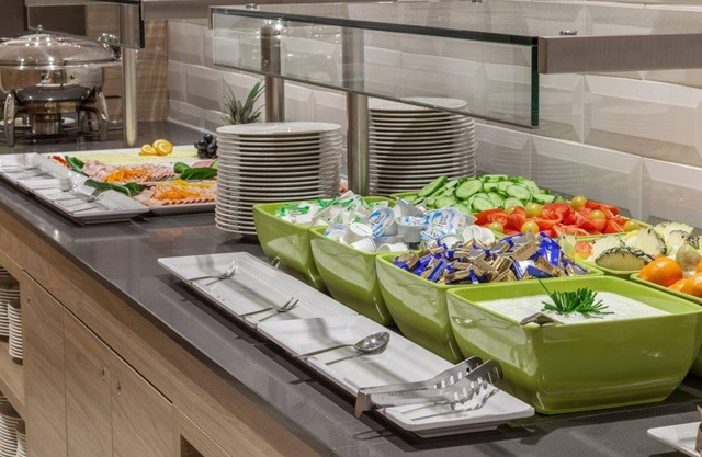 Holiday Inn Express Wuppertal - Hauptbahnhof by IHG