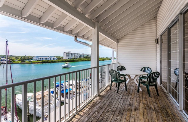 Holiday Inn & Suites Clearwater Beach S-Harbourside by IHG