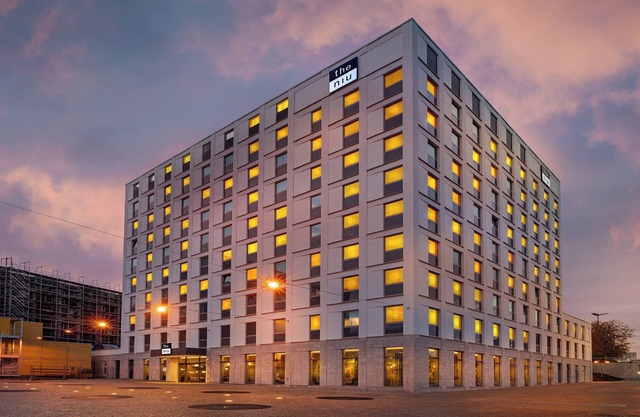 Holiday Inn - the niu, Ridge Halle Central Station by IHG