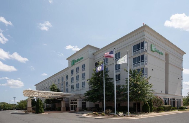 Holiday Inn Winchester Southeast-Historic Gateway by IHG