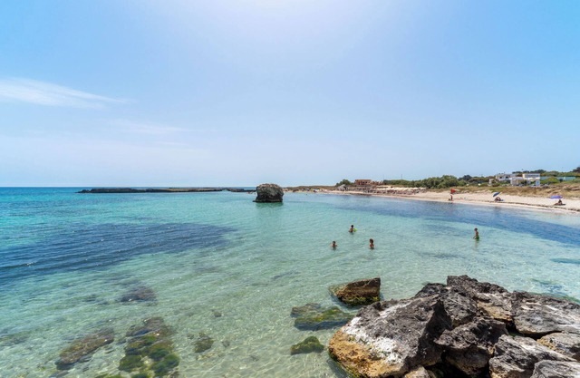 Holiday Apartment "Monolocale Amare 2" close to the Beach with Garden