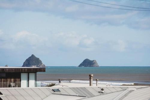 Holiday on Hamblyn - 2 BR home near Fitzroy Beach