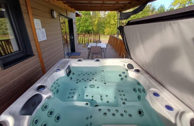 Holiday rental in Dordogne with private spa in the heart of nature