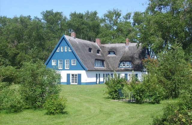 Holiday under the thatched roof on Ruegen - Apartment 4