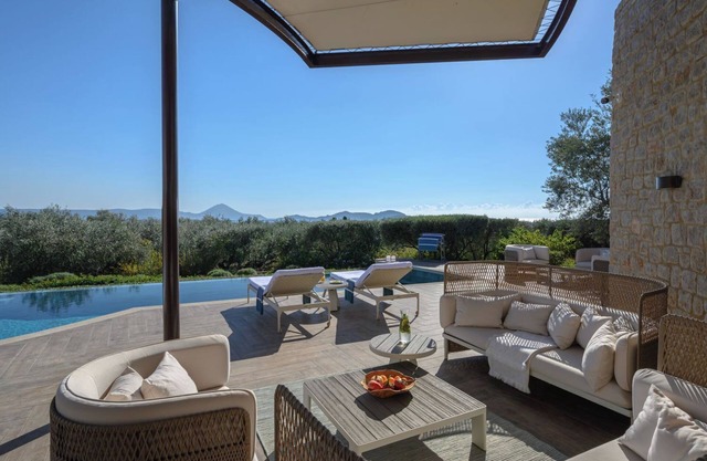holiday vacation large villa greece, peloponnese, near beach, golf, pool, air conditioning, internet wi-fi, garden, view