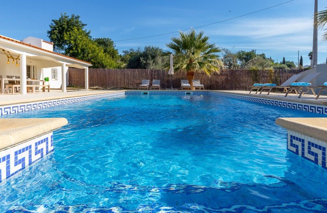 Holiday villa with spacious terrace and large pool