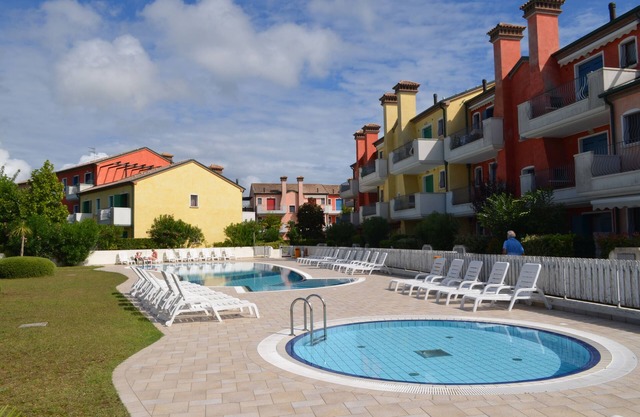 Holiday Village Le Ginestre Apartments with pool in Cavallino Le Ginestre Adriatic