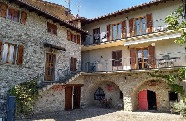 Holidayapartments in beautiful house, private garden, free Wi-Fi
