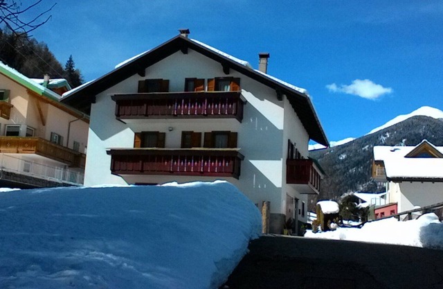 Holidays Mountain skiing