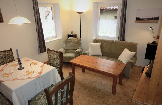 Holidays - trade fairs - craftsmen's apartments, pets welcome