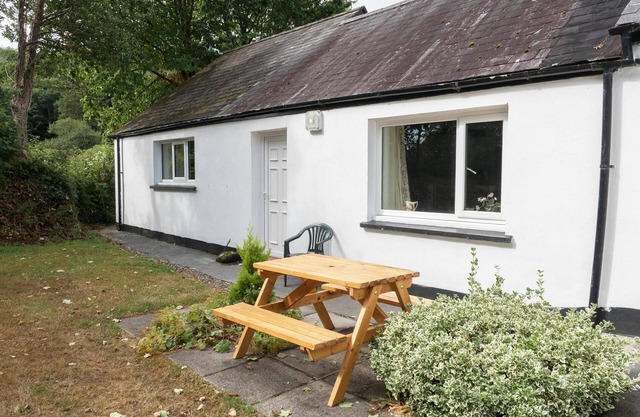Holly Cottage, Newcastle Emlyn